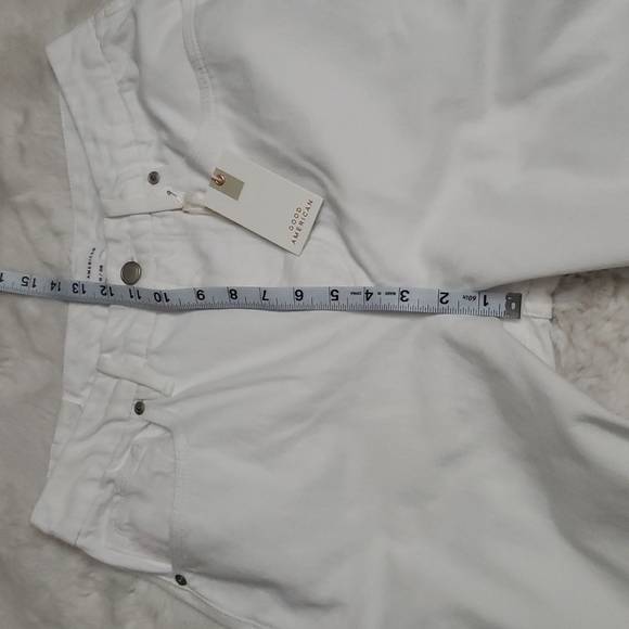 NWT Good American White 90s Distressed Jeans Size 6 - Picture 13 of 14